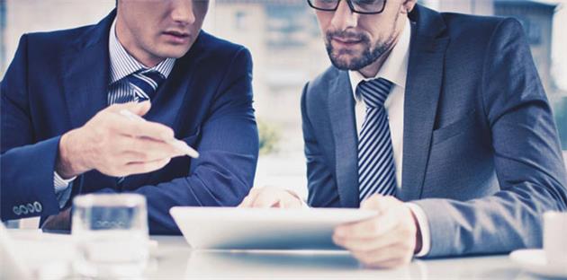 فونت در طراحی هویت بصری