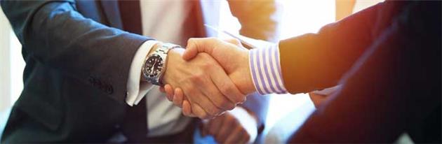 مشتریان و درآمد پایدار