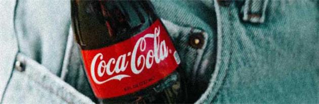 حاشیه های لوگوی کوکاکولا