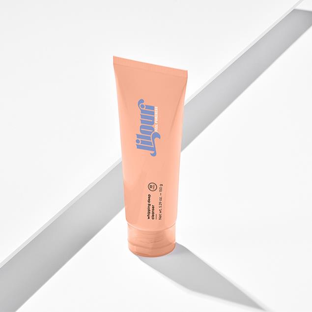 طراحی لوگو برند Lilori