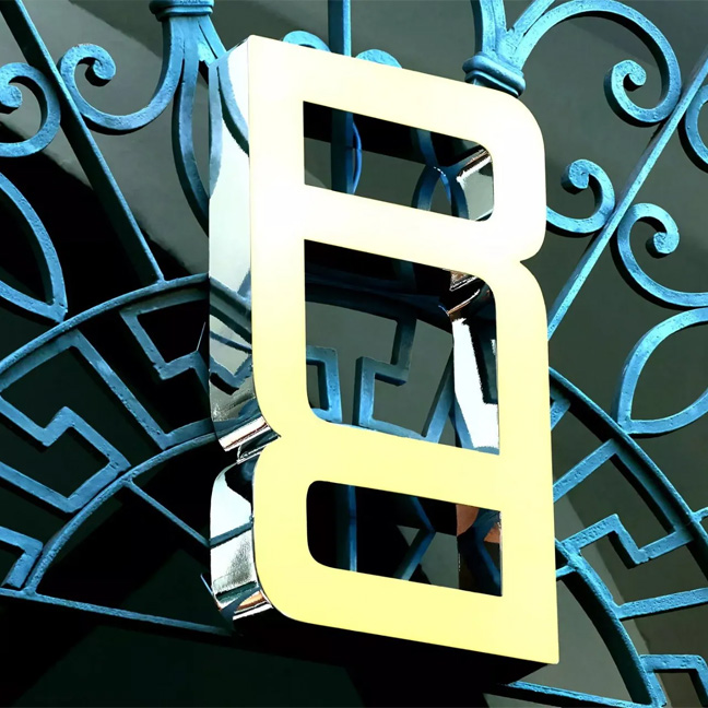 بررسی لوگو جدید رنجرور