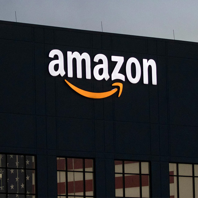 بازطراحی هویت بصری برند آمازون | تغییراتی کوچک با پیام‌هایی بزرگ